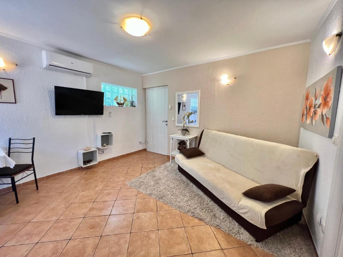 Apartments In Dramalj 45034 Extérieur photo